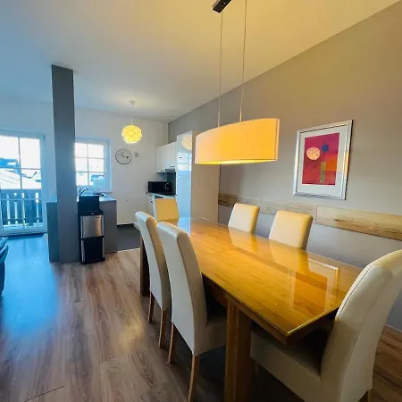 3br In Old Town Of - What'app - 0039-3512-039-610 - For Reservations! Zell am See